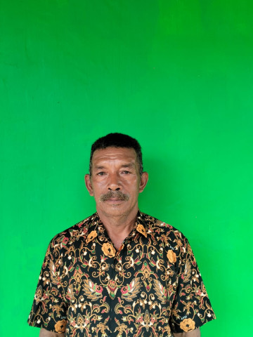 Eduardus,S.Pd